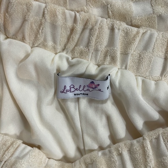 NWOT - matching set purchased at LuBella Boutique for a trip, never wore. - Picture 4 of 4